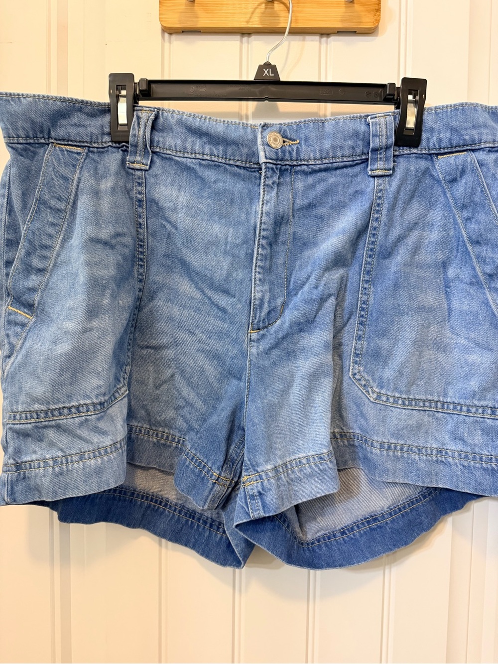 Old Navy Light Blue Denim High-Rise Jean Shorts